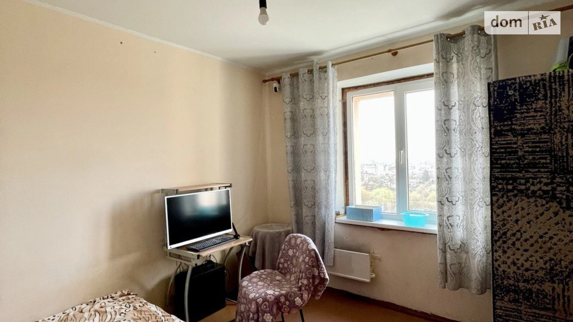 Продается 2-комнатная квартира 49 кв. м в Ровно, ул. Мельника Андрея, 10