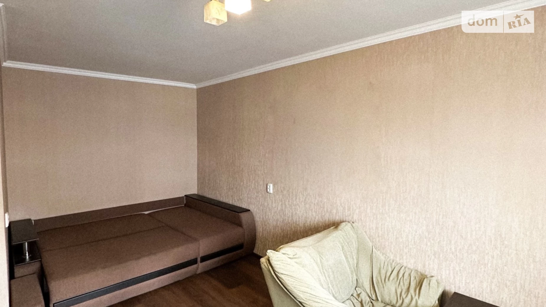 Продается 1-комнатная квартира 38 кв. м в Киеве, Харьковское шоссе, 67А