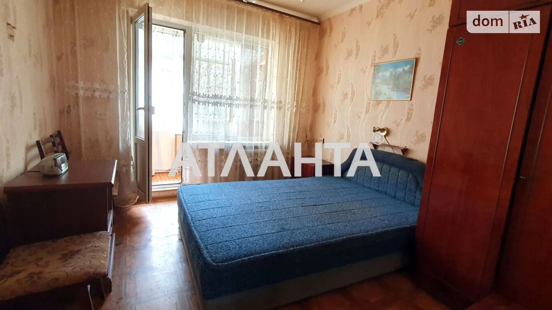 Продається 3-кімнатна квартира 55.7 кв. м у Одесі, вул. Академіка Корольова