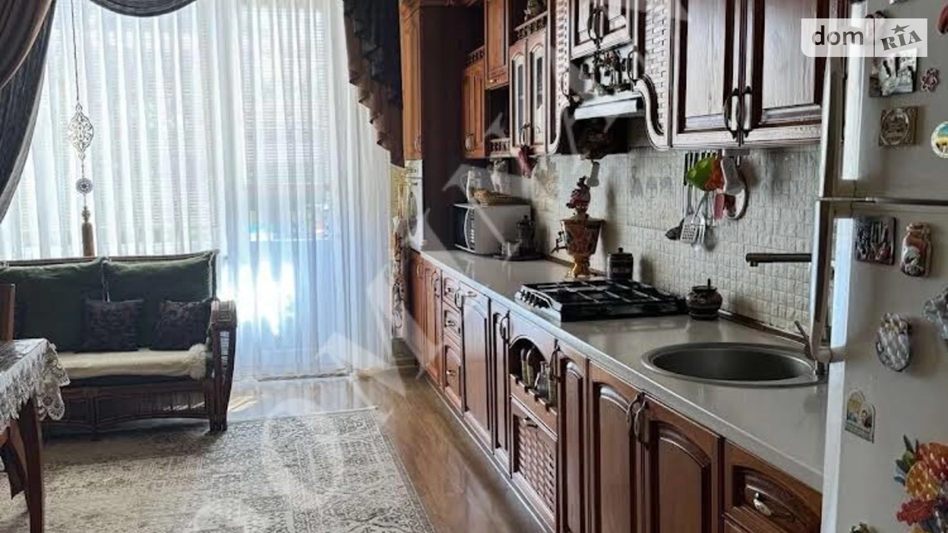 Продается дом на 2 этажа 277 кв. м с садом, цена: 250000 $ - фото 4