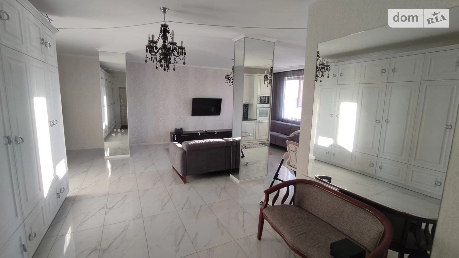 Продается 3-комнатная квартира 93.9 кв. м в Виннице, ул. Зодчих - фото 2