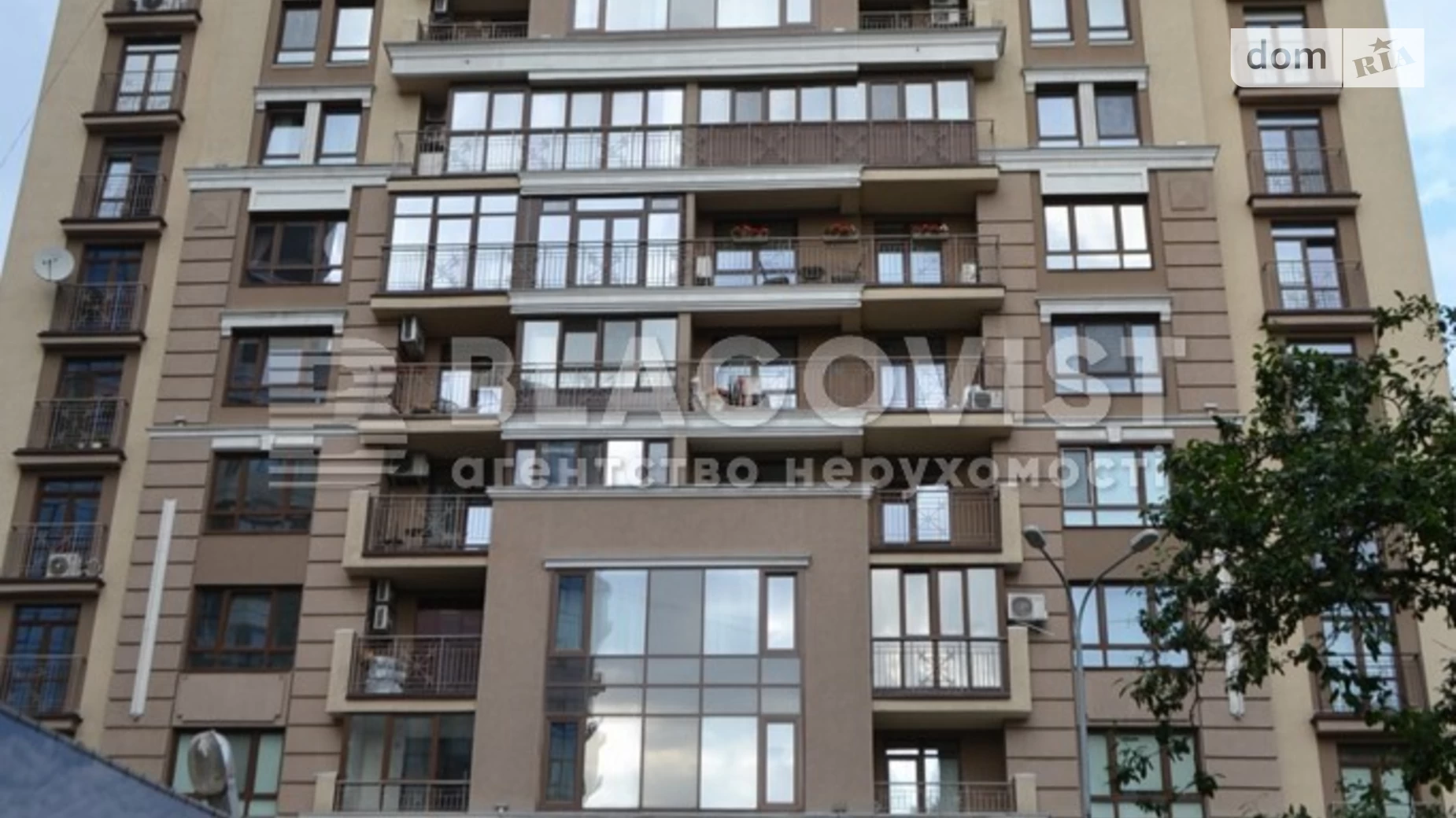 Продается 2-комнатная квартира 72 кв. м в Киеве, ул. Златоустовская, 30