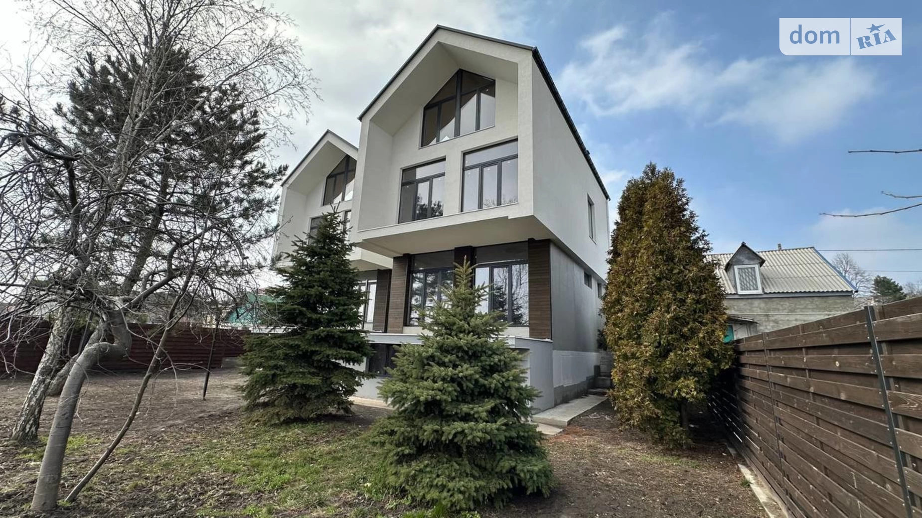 Продается дом на 2 этажа 132.2 кв. м с верандой, цена: 199000 $ - фото 2