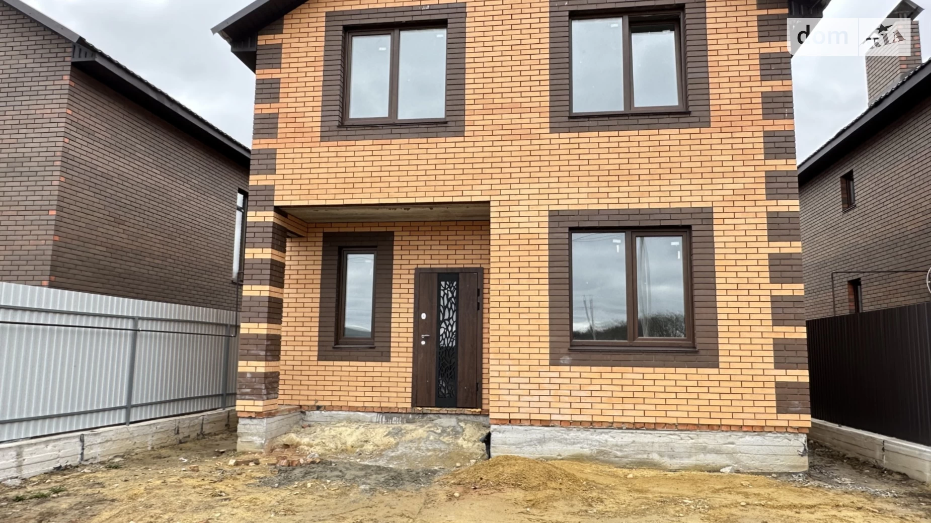 Продается дом на 2 этажа 120 кв. м с балконом, цена: 79000 $ - фото 2