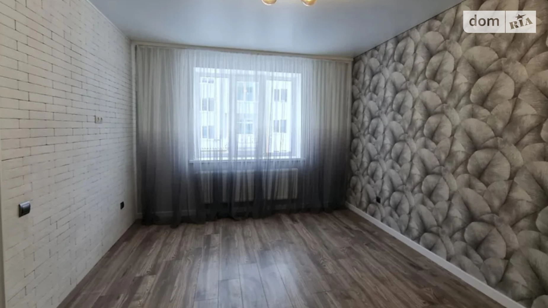 Продается 1-комнатная квартира 40 кв. м в Хмельницком, ул. Северная, 119