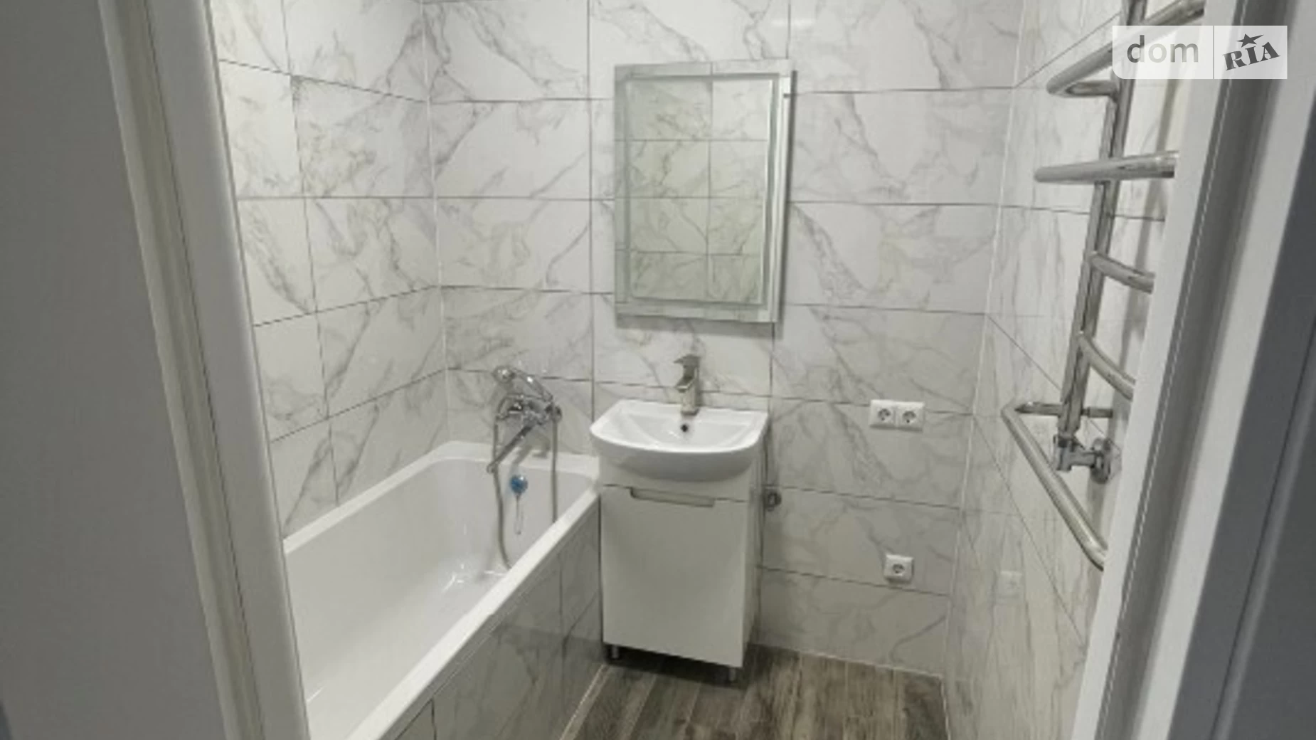 Продається 1-кімнатна квартира 63 кв. м у Хмельницькому, цена: 58000 $ - фото 3