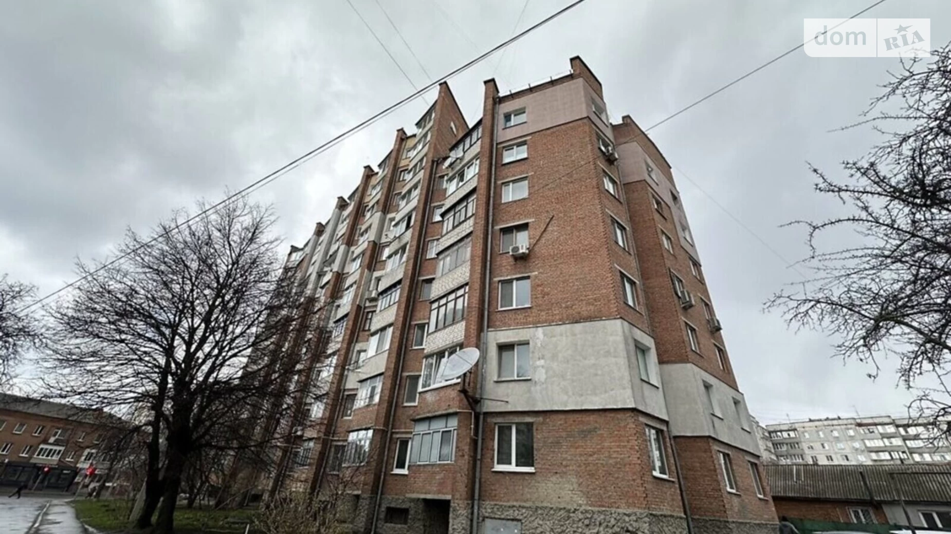 Продается 3-комнатная квартира 97 кв. м в Хмельницком, ул. Соборная, 3