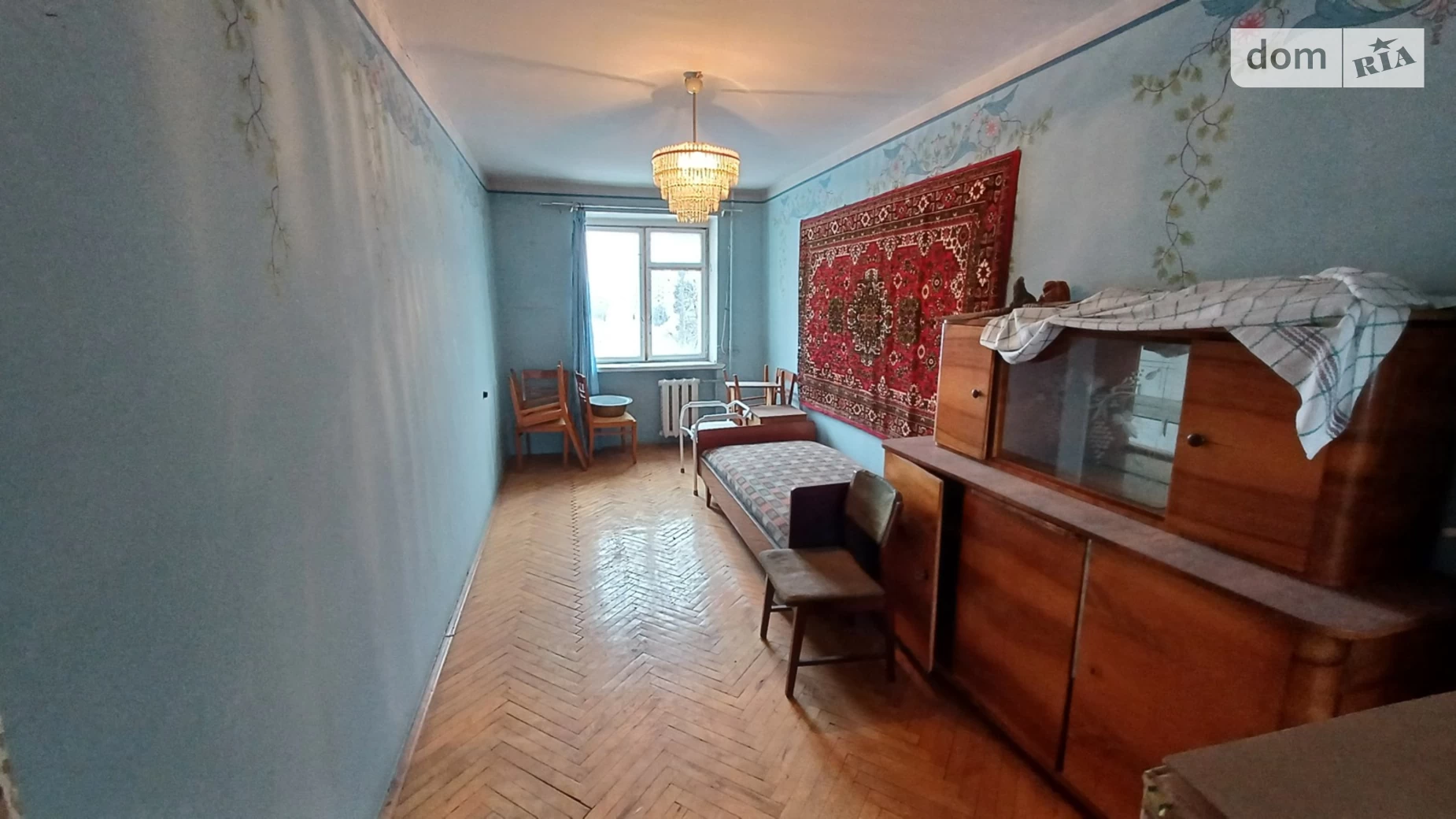 Продается 3-комнатная квартира 61 кв. м в Львове, ул. Керченская