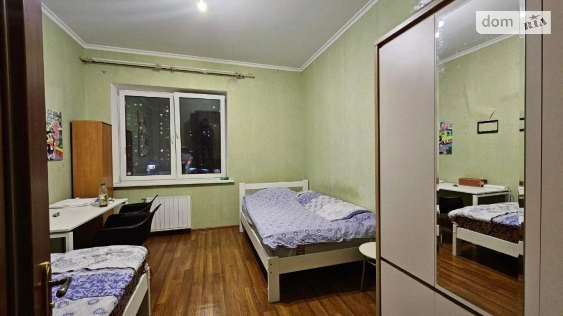 Продается 3-комнатная квартира 90 кв. м в Киеве, ул. Николая Лаврухина, 6
