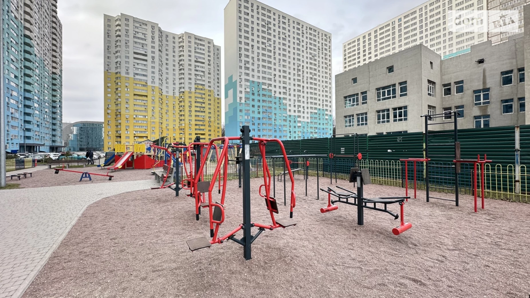 Продается 1-комнатная квартира 40 кв. м в Новоселках, ул. Пригородная, 26А - фото 3