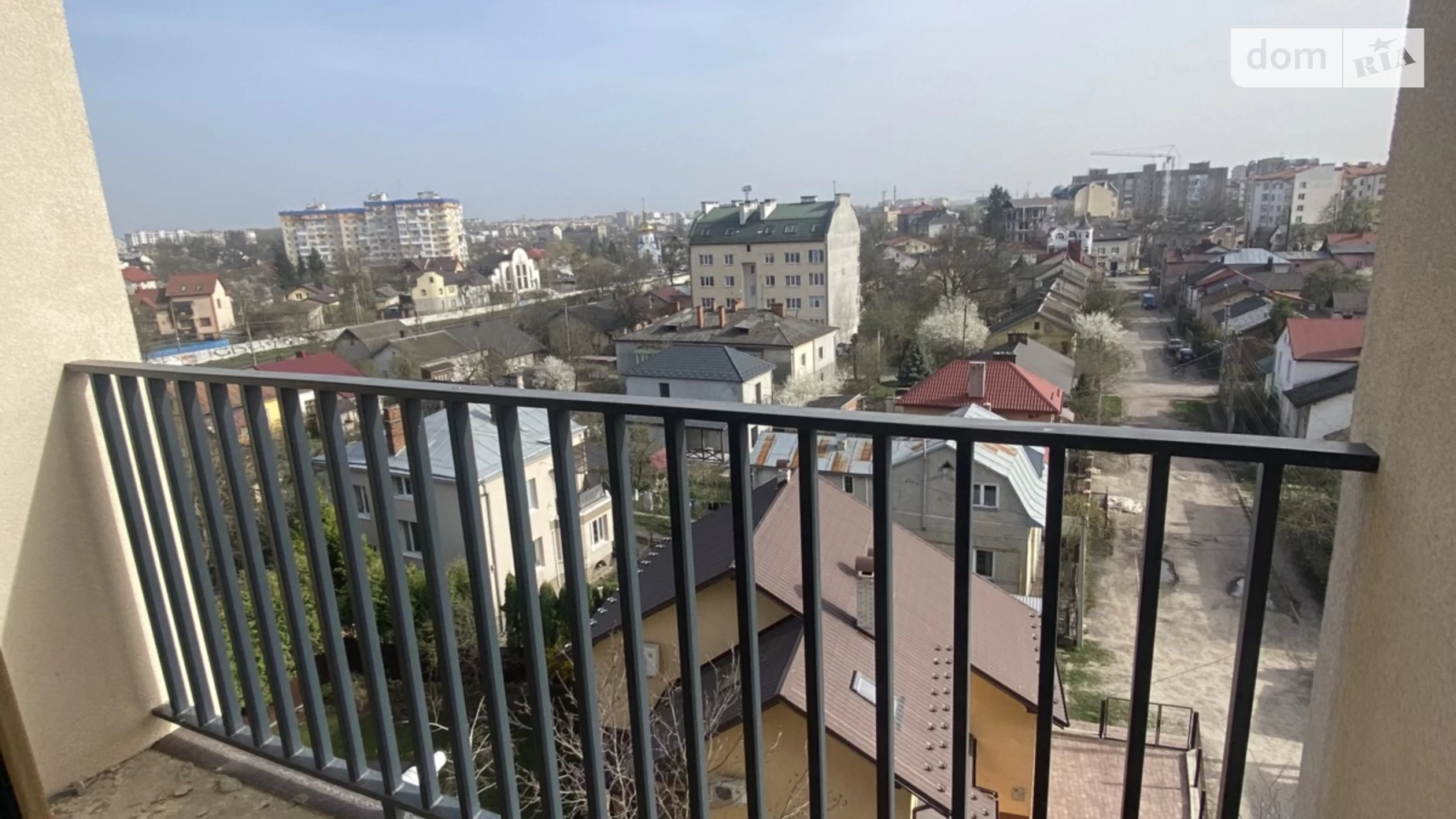 Продается 2-комнатная квартира 67 кв. м в Ивано-Франковске, ул. Кобылянской - фото 2
