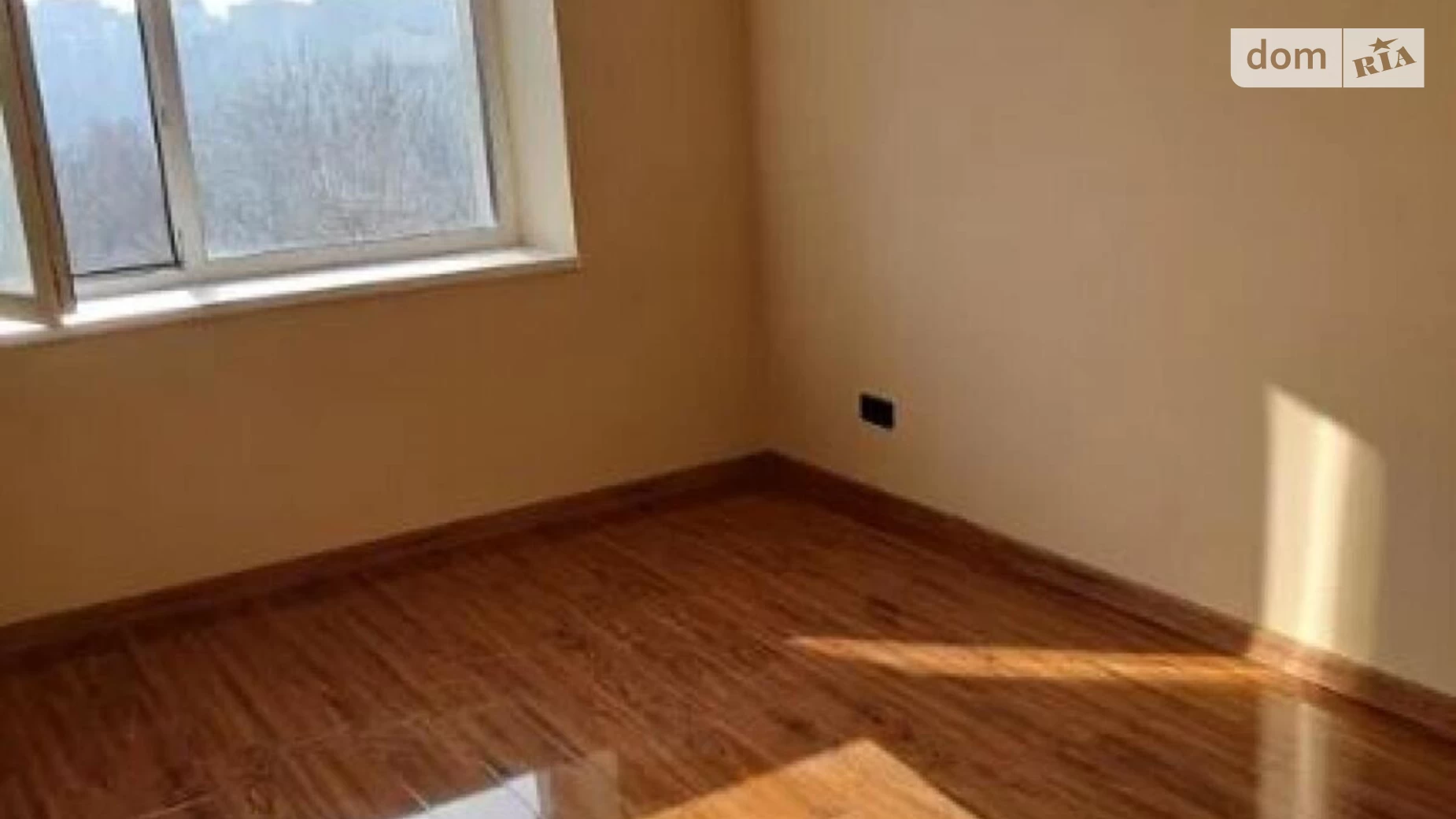 Продается 1-комнатная квартира 43 кв. м в Ивано-Франковске