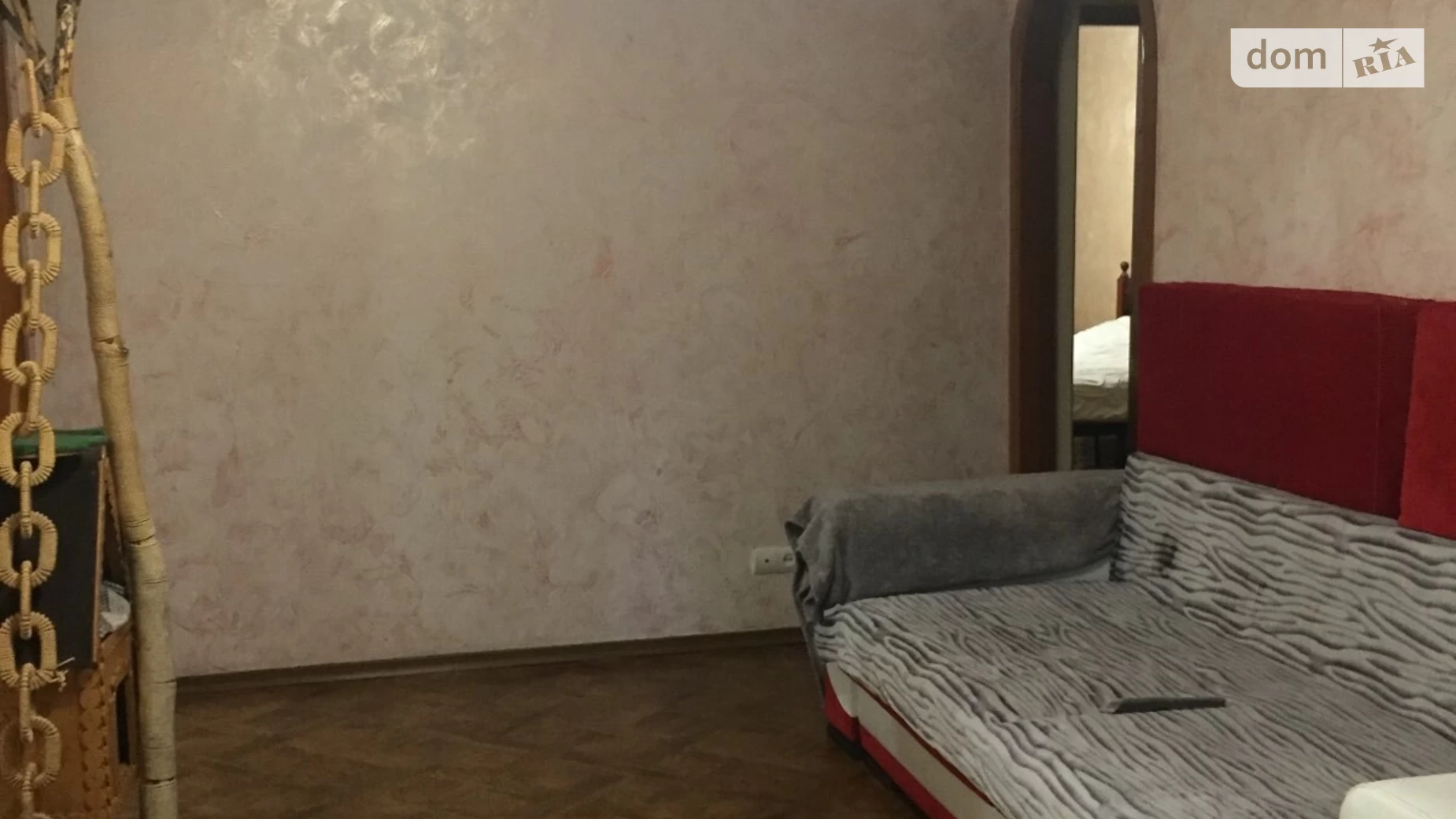 Продается 3-комнатная квартира 54 кв. м в Днепре, просп. Науки(Гагарина), 137