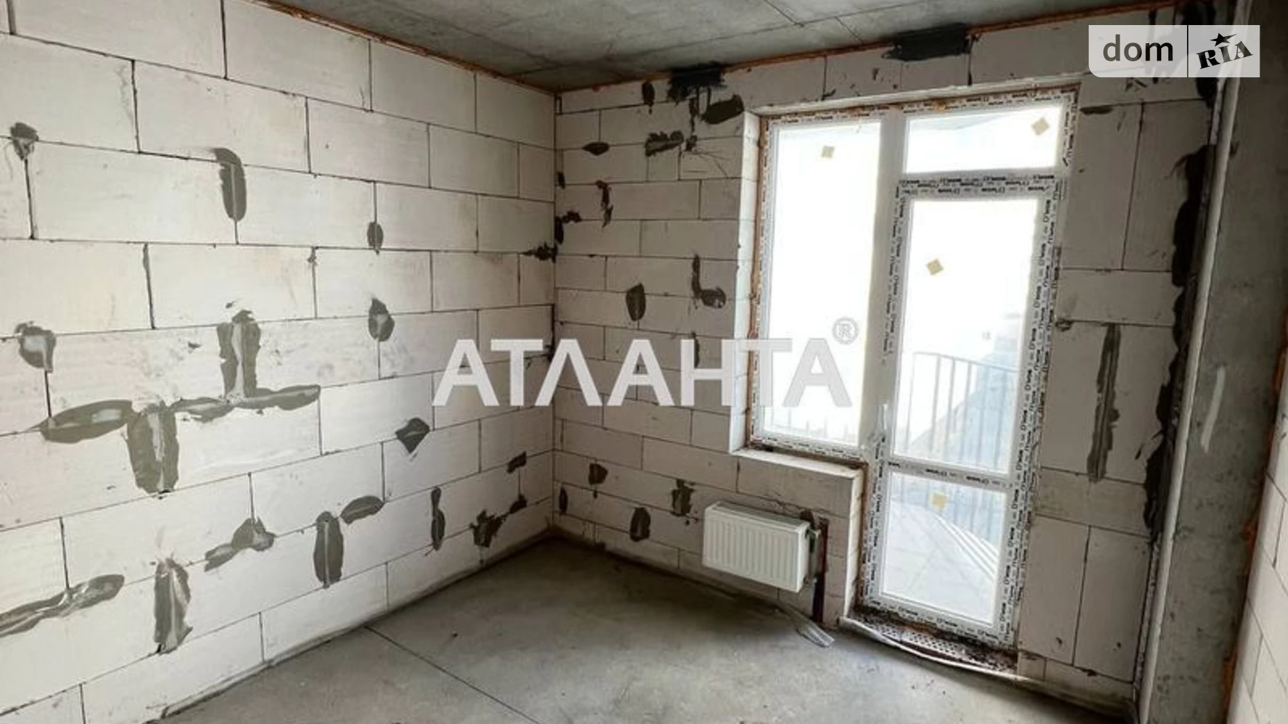 Продается 1-комнатная квартира 39 кв. м в Крыжановке, ул. Академика Сахарова