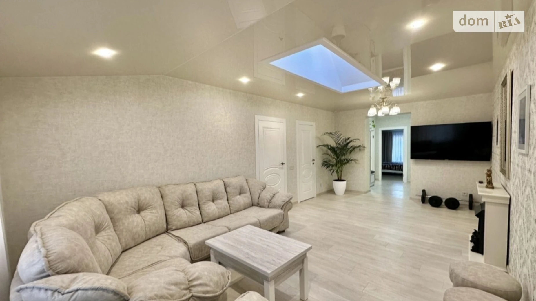 Продается 3-комнатная квартира 80 кв. м в Виннице, ул. Академика Заболотного - фото 2