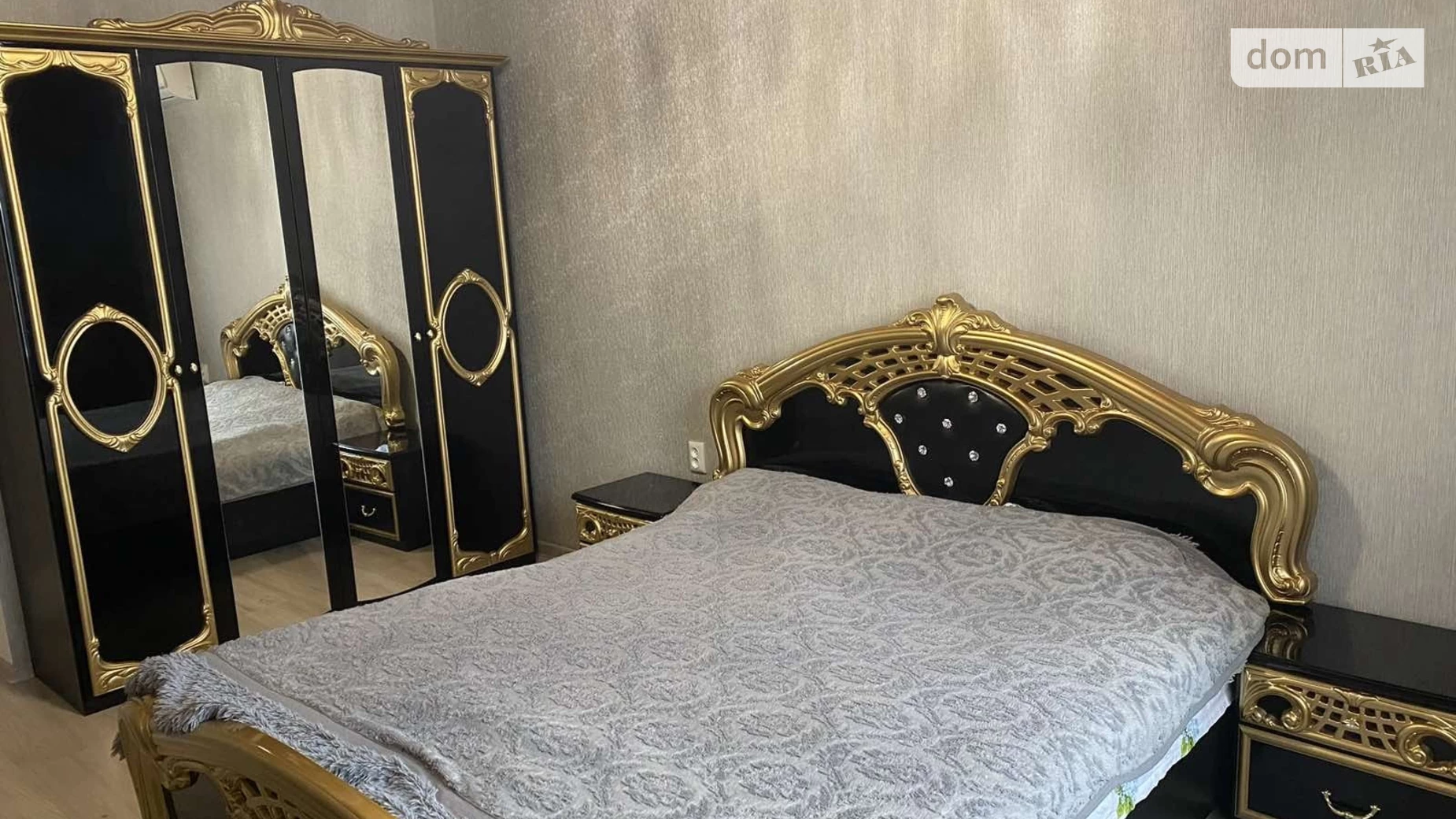 Продается 2-комнатная квартира 76 кв. м в Виннице, ул. Вячеслава Черновола