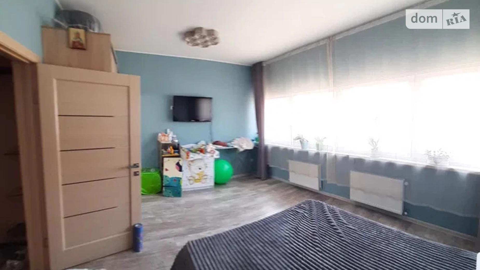 Продается 2-комнатная квартира 52 кв. м в Одессе, ул. Китобойная, 89