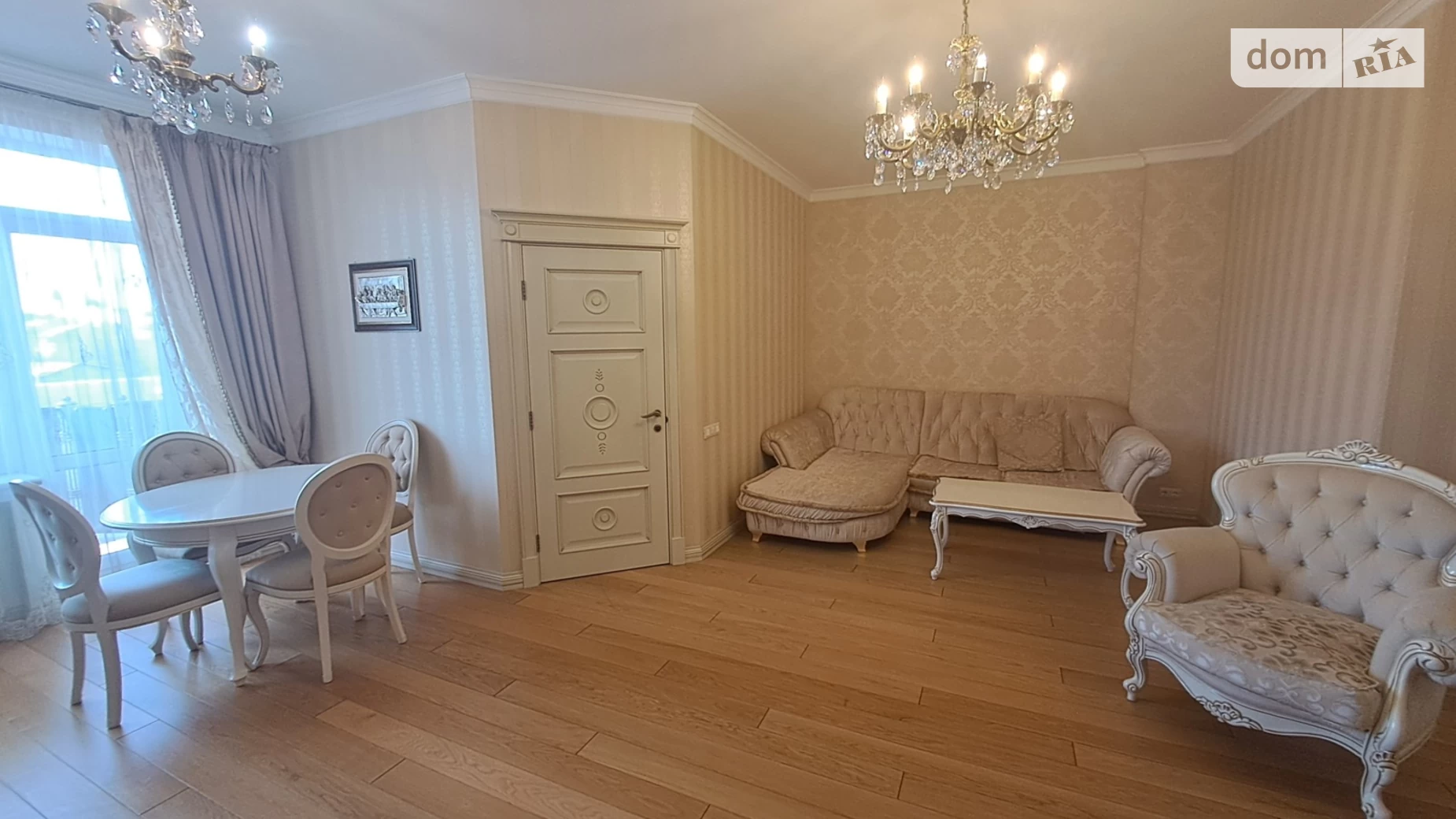 Продается 1-комнатная квартира 62 кв. м в Одессе, ул. Жуковского, 9 - фото 4