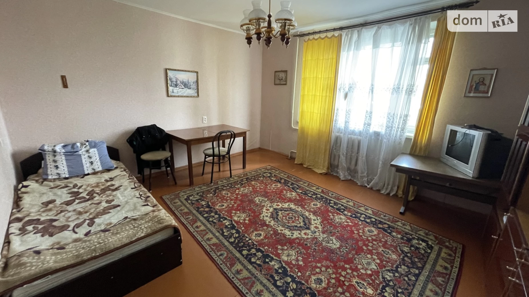Продается 2-комнатная квартира 50 кв. м в Одессе, просп. Небесной Сотни, 30