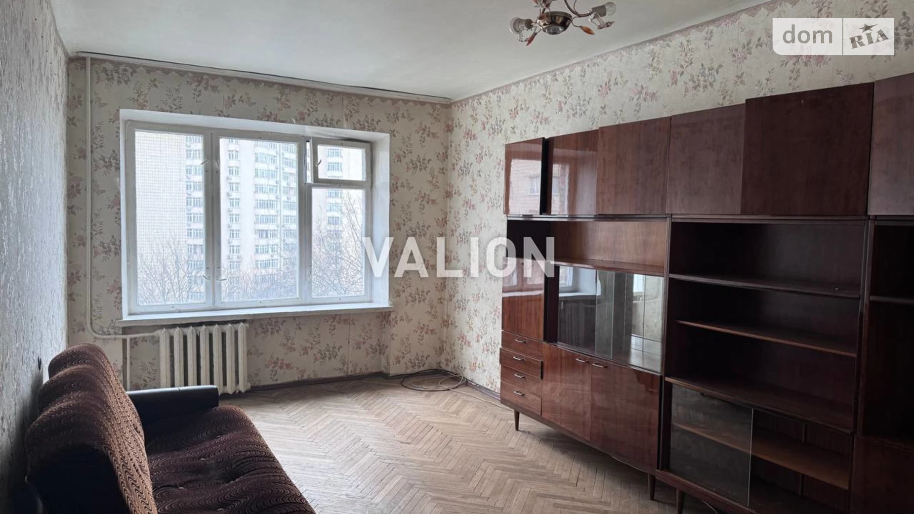 Продается 2-комнатная квартира 49.7 кв. м в Киеве, ул. Митрополита Василия Липковского(Урицкого), 37