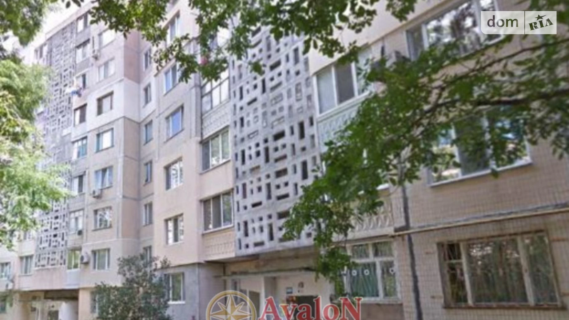 Продається 2-кімнатна квартира 46.9 кв. м у Одесі, вул. Палія Семена, 72