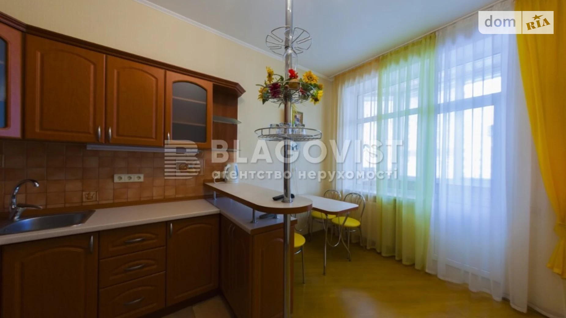 Продается 2-комнатная квартира 72 кв. м в Киеве, ул. Павловская, 17 - фото 3