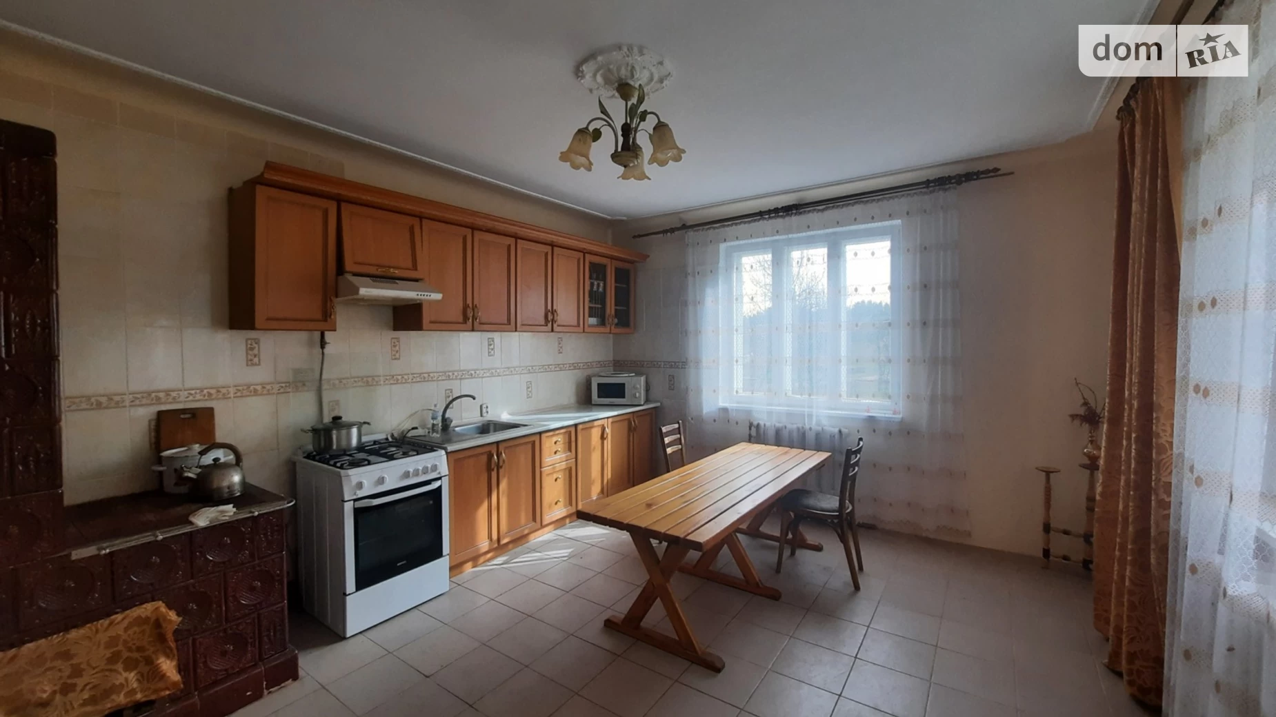 Продается дом на 2 этажа 250 кв. м с беседкой, цена: 110000 $ - фото 2