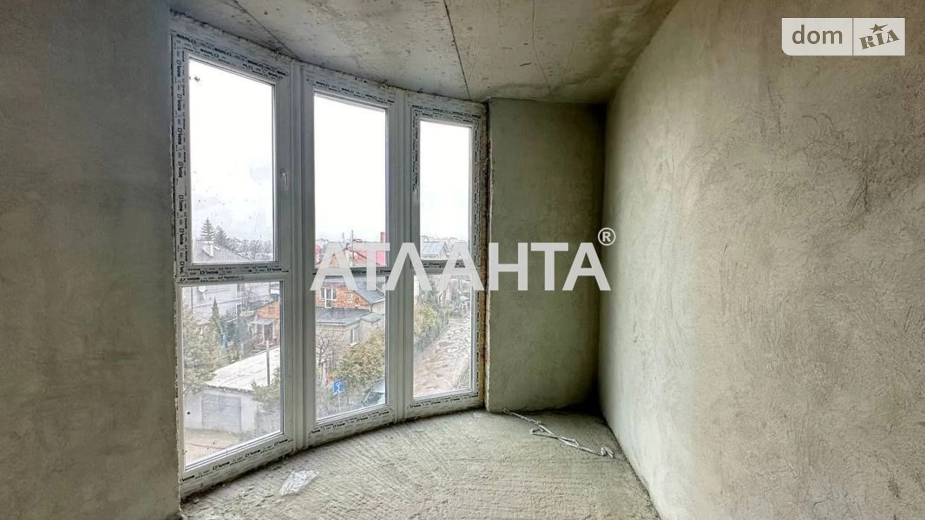 Продается 2-комнатная квартира 67.9 кв. м в Львове, ул. Кульпарковская