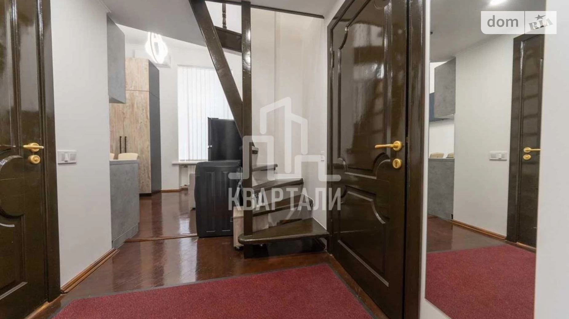 Продается 2-комнатная квартира 50 кв. м в Киеве, пер. Музейный, 8Б
