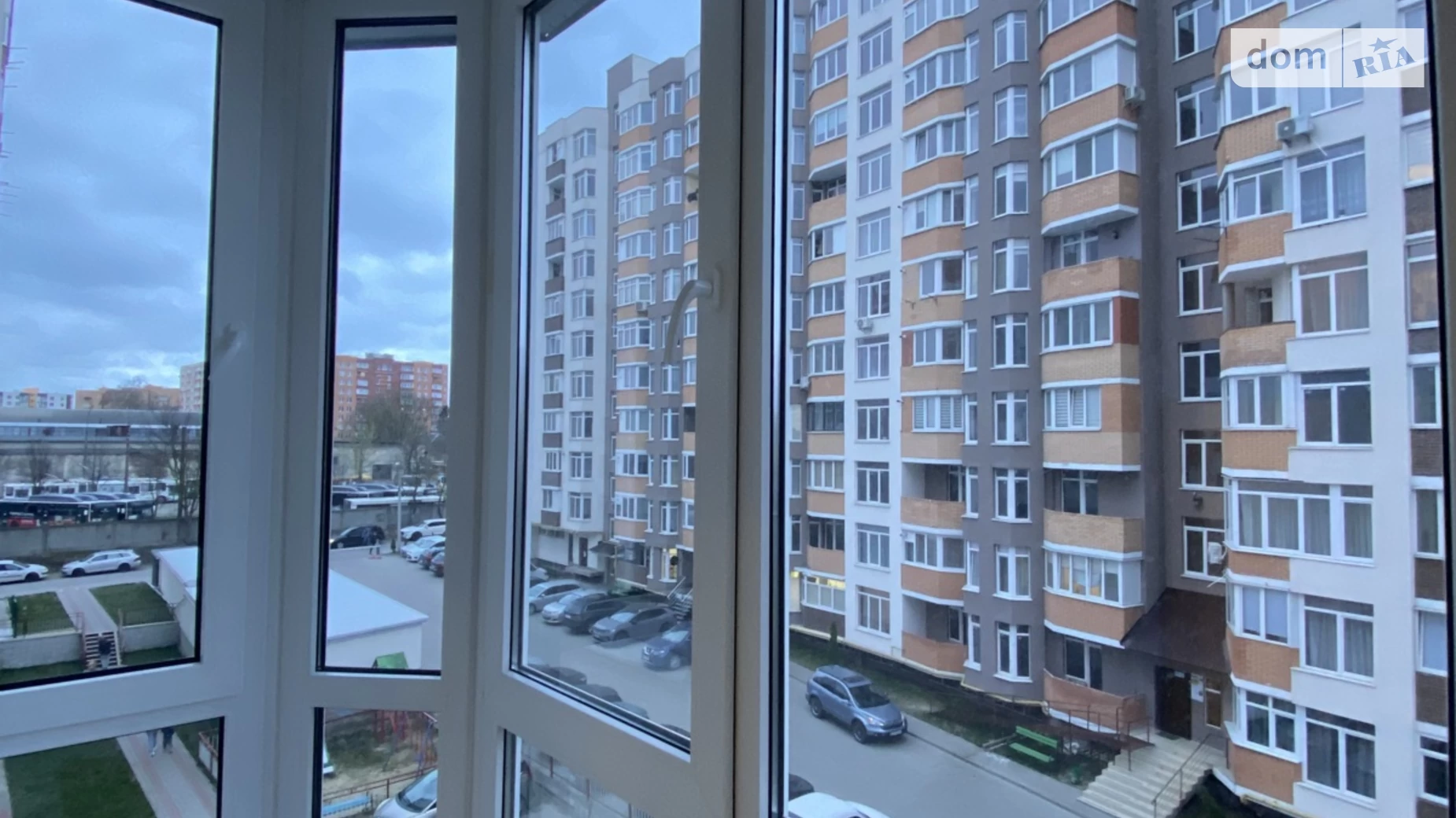 1-комнатная квартира 42 кв. м в Тернополе, ул. Троллейбусная, 5Д
