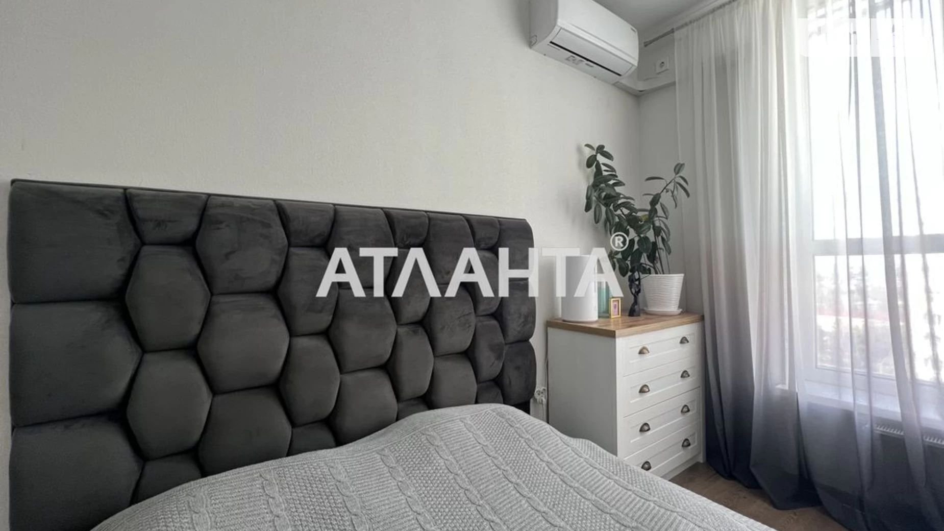 Продается 1-комнатная квартира 51 кв. м в Киеве, ул. Академика Заболотного - фото 4
