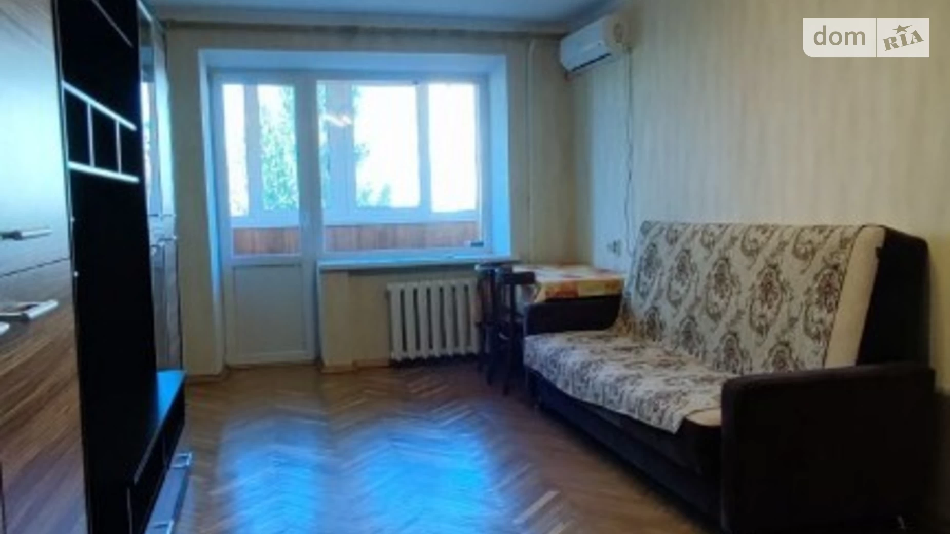 Продается 1-комнатная квартира 38 кв. м в Киеве, ул. Стадионная, 3А