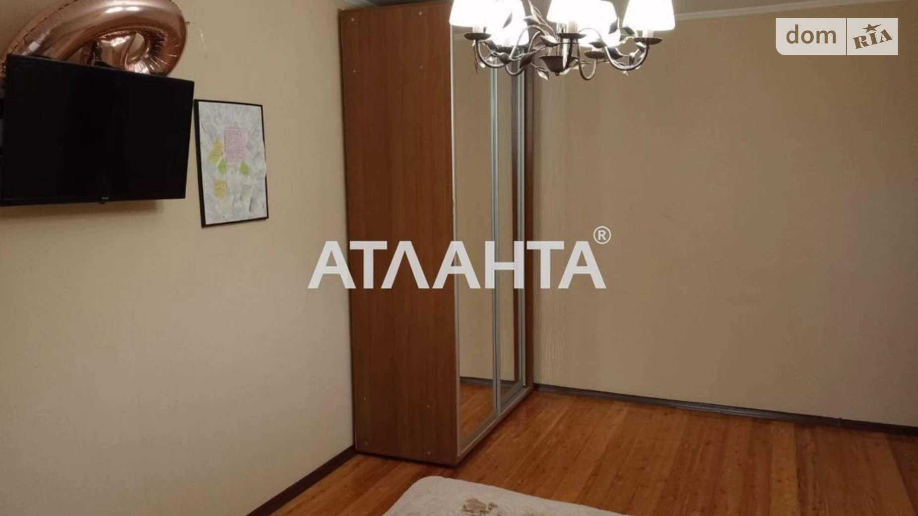 Продается 3-комнатная квартира 62.3 кв. м в Одессе
