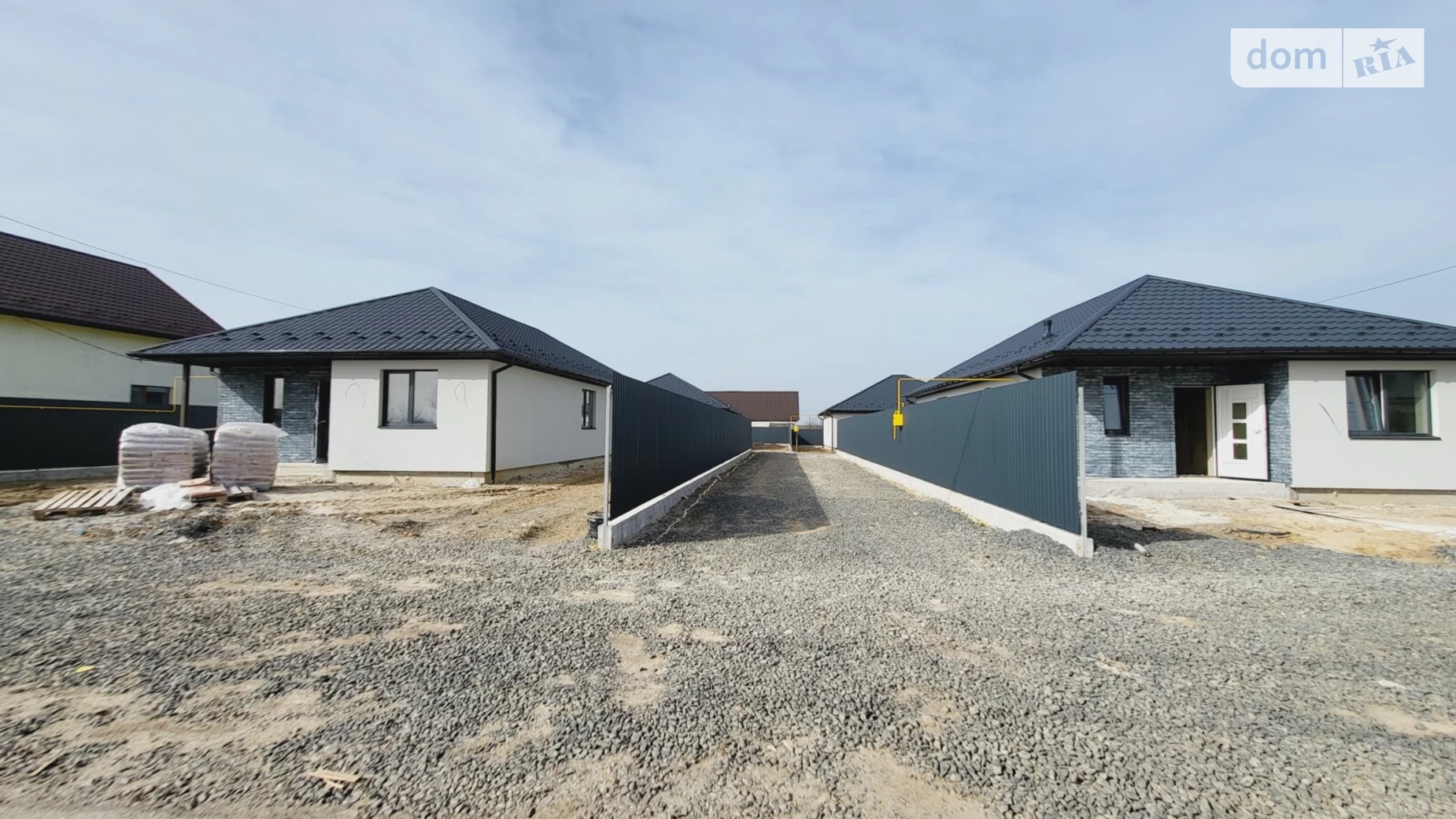 Продается одноэтажный дом 105 кв. м с верандой, цена: 68000 $ - фото 2