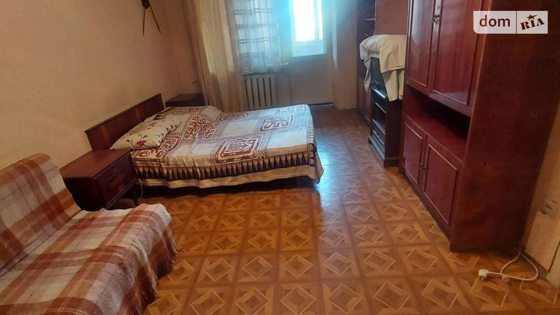 Продается 1-комнатная квартира 32 кв. м в Одессе, ул. Генерала Петрова, 47