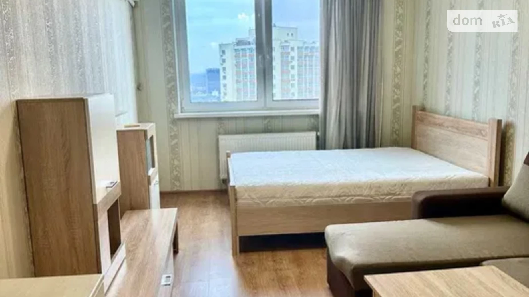 Продается 1-комнатная квартира 37 кв. м в Киеве, ул. Юрия Поправки(Николая Лебедева), 14 - фото 2