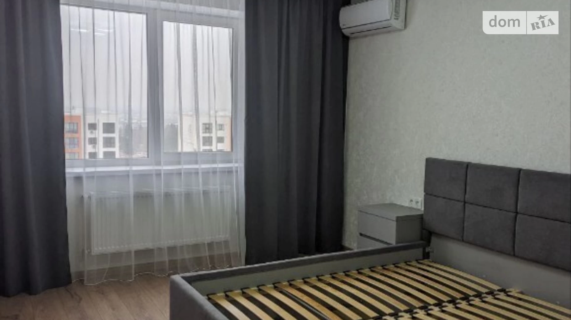 Продается 1-комнатная квартира 46 кв. м в Ровно