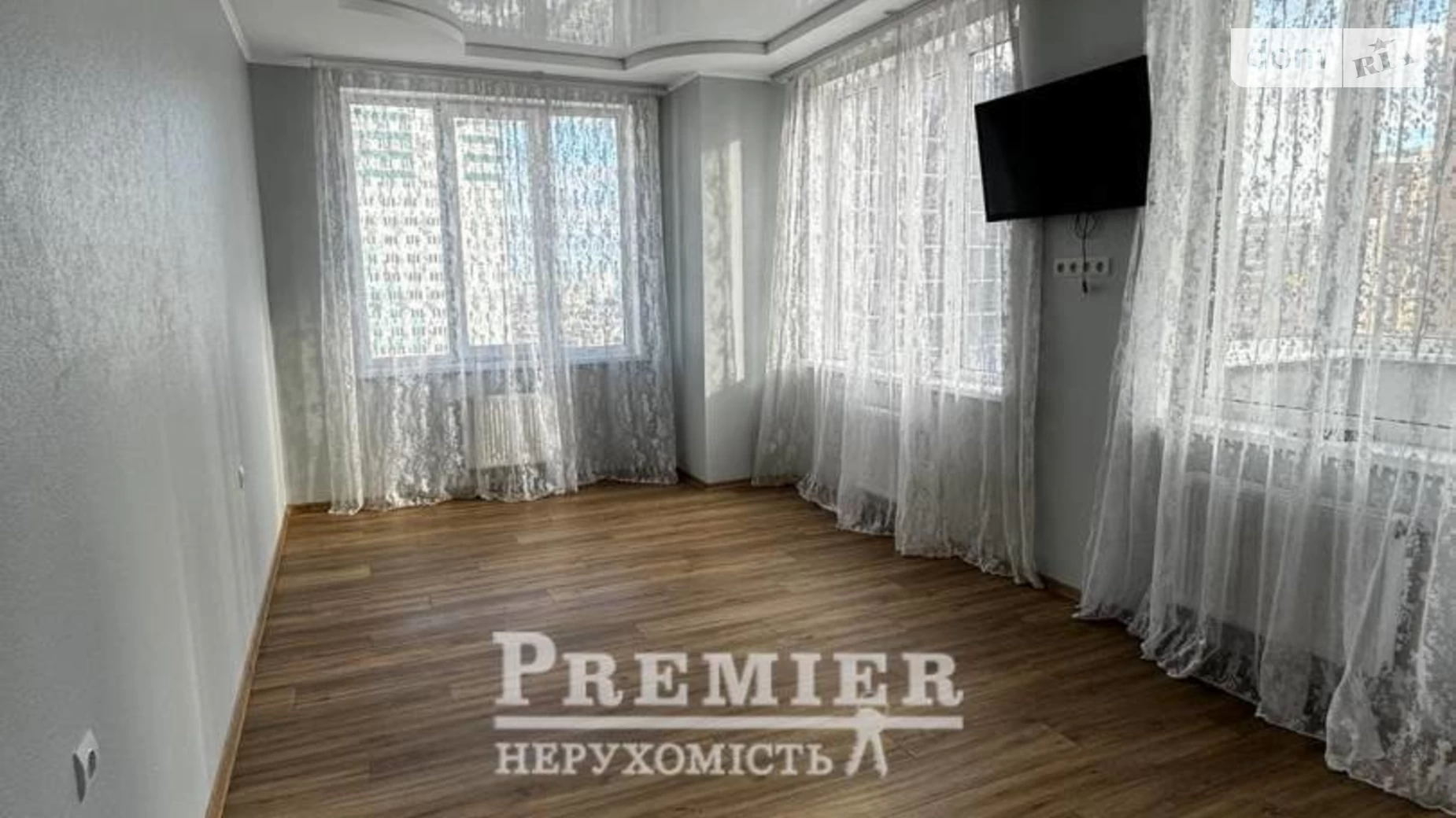 Продается 3-комнатная квартира 115 кв. м в Одессе, ул. Люстдорфская дорога
