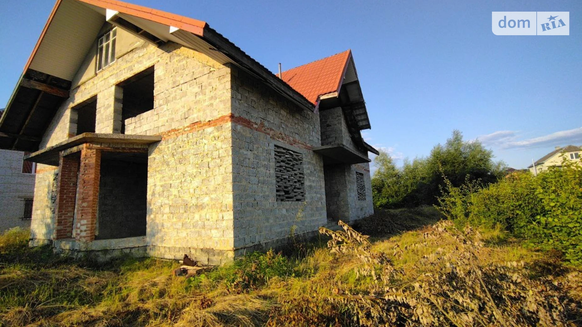 Продается дом на 2 этажа 290 кв. м с балконом, цена: 49000 $ - фото 2