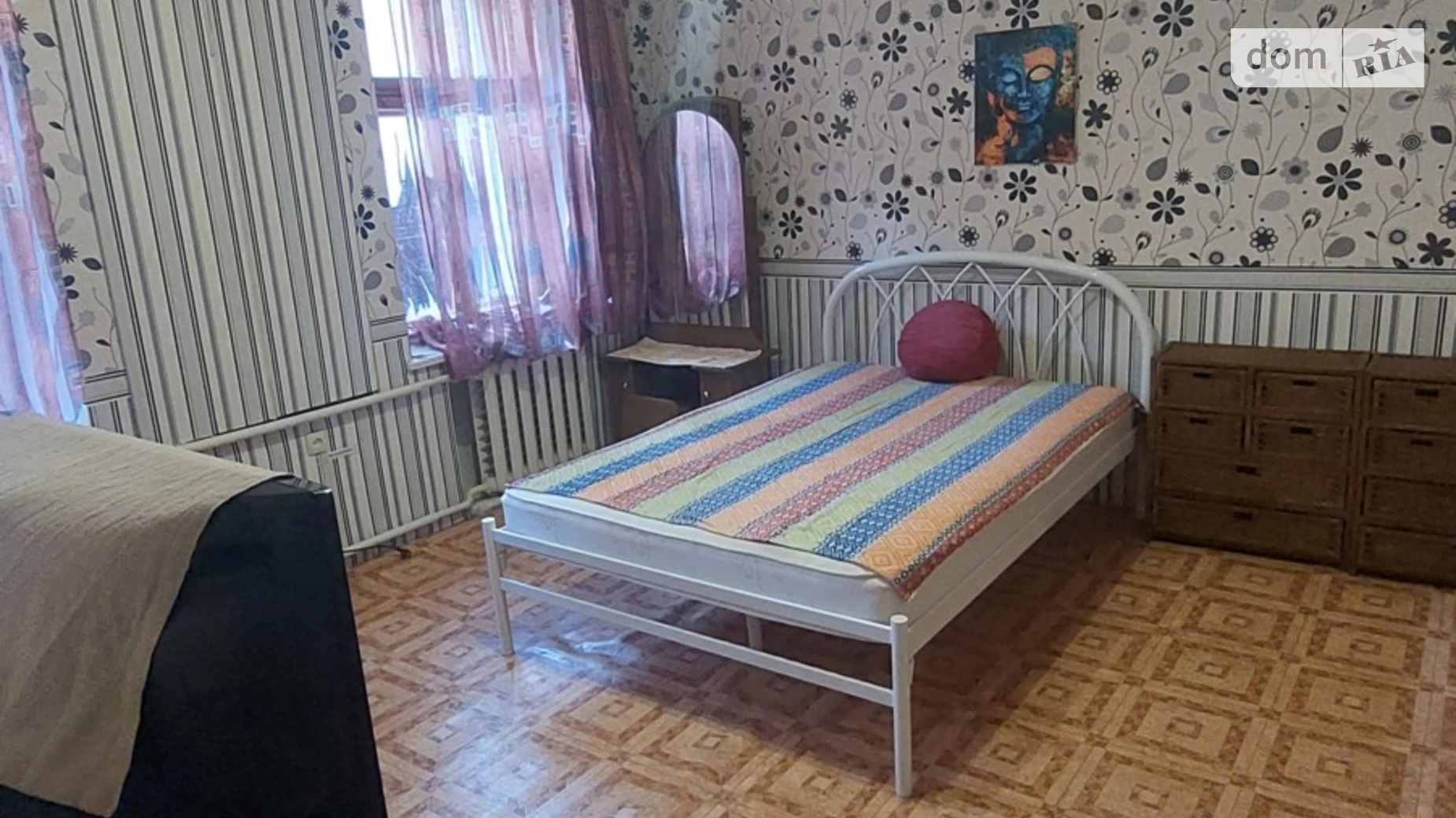 Продается 2-комнатная квартира 36 кв. м в Одессе, ул. Болгарская, 18
