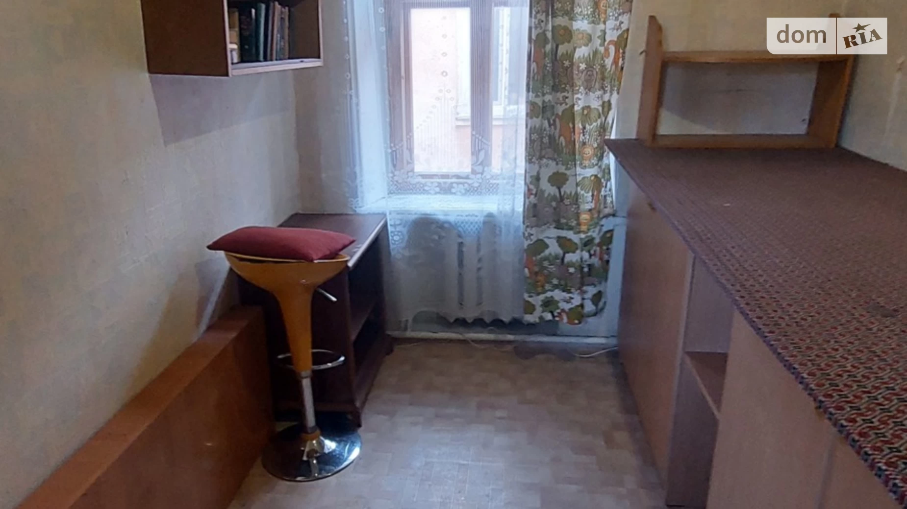 Продается 2-комнатная квартира 36 кв. м в Одессе, ул. Болгарская, 18