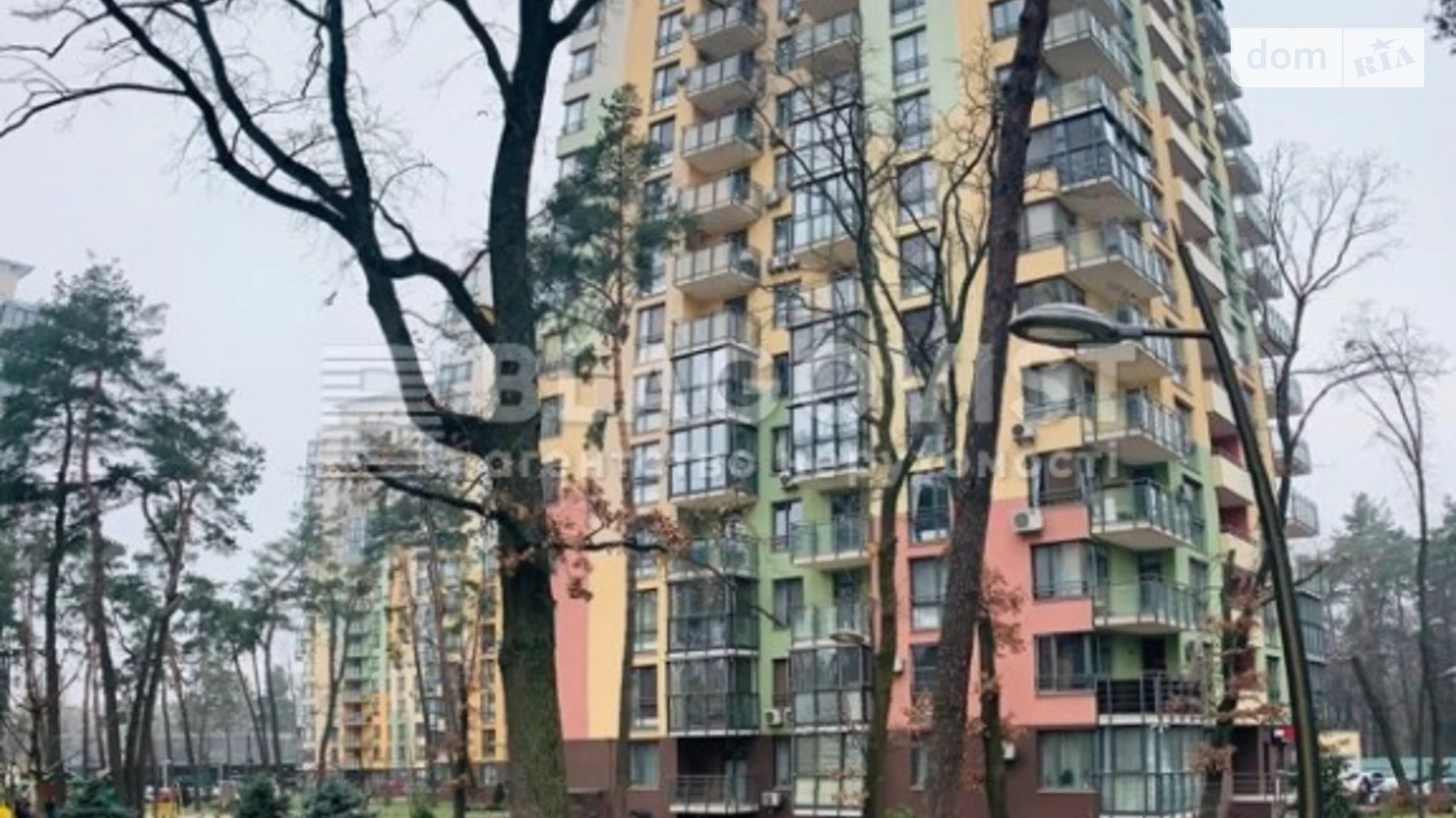 Продается 1-комнатная квартира 46 кв. м в Киеве, ул. Анатолия Петрицкого, 19 - фото 3