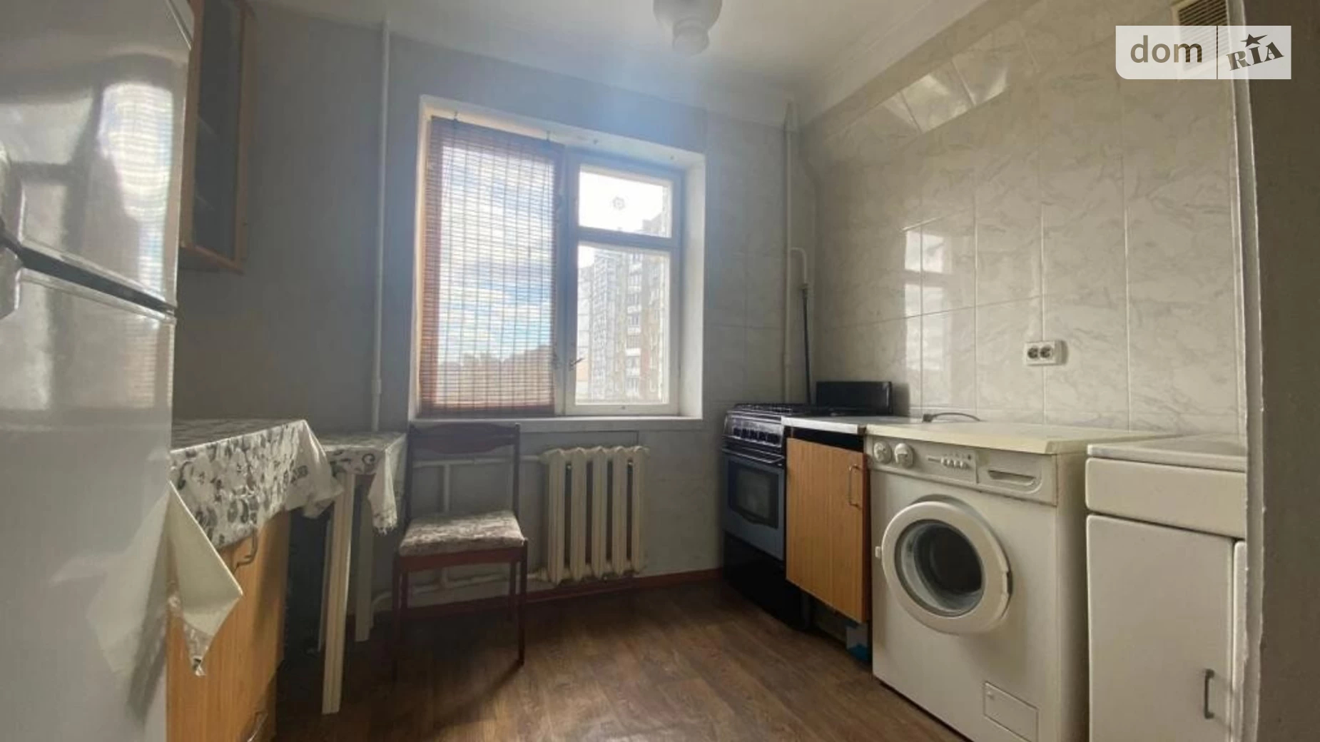 Продается 1-комнатная квартира 31 кв. м в Киеве, ул. Иорданская, 4 - фото 2