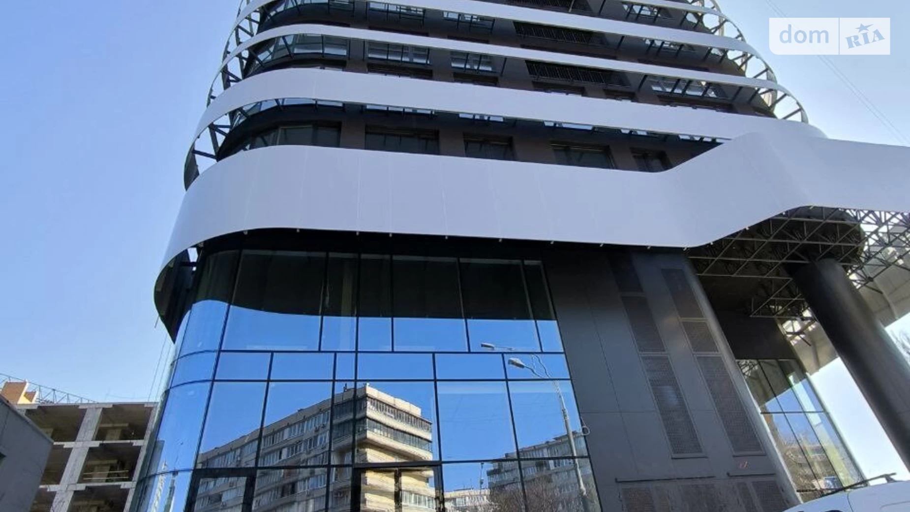 Продається 1-кімнатна квартира 46.2 кв. м у Києві, пер. Ужгородський, 4/1 - фото 2