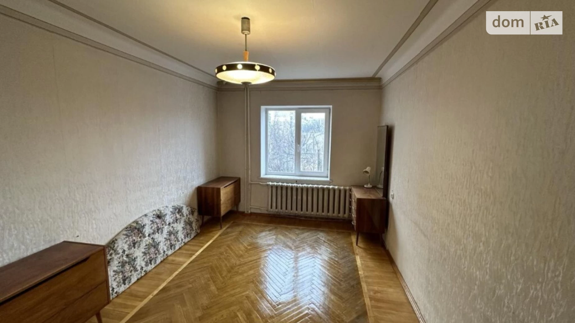 Продается 2-комнатная квартира 65 кв. м в Киеве, ул. Милютенко, 15А