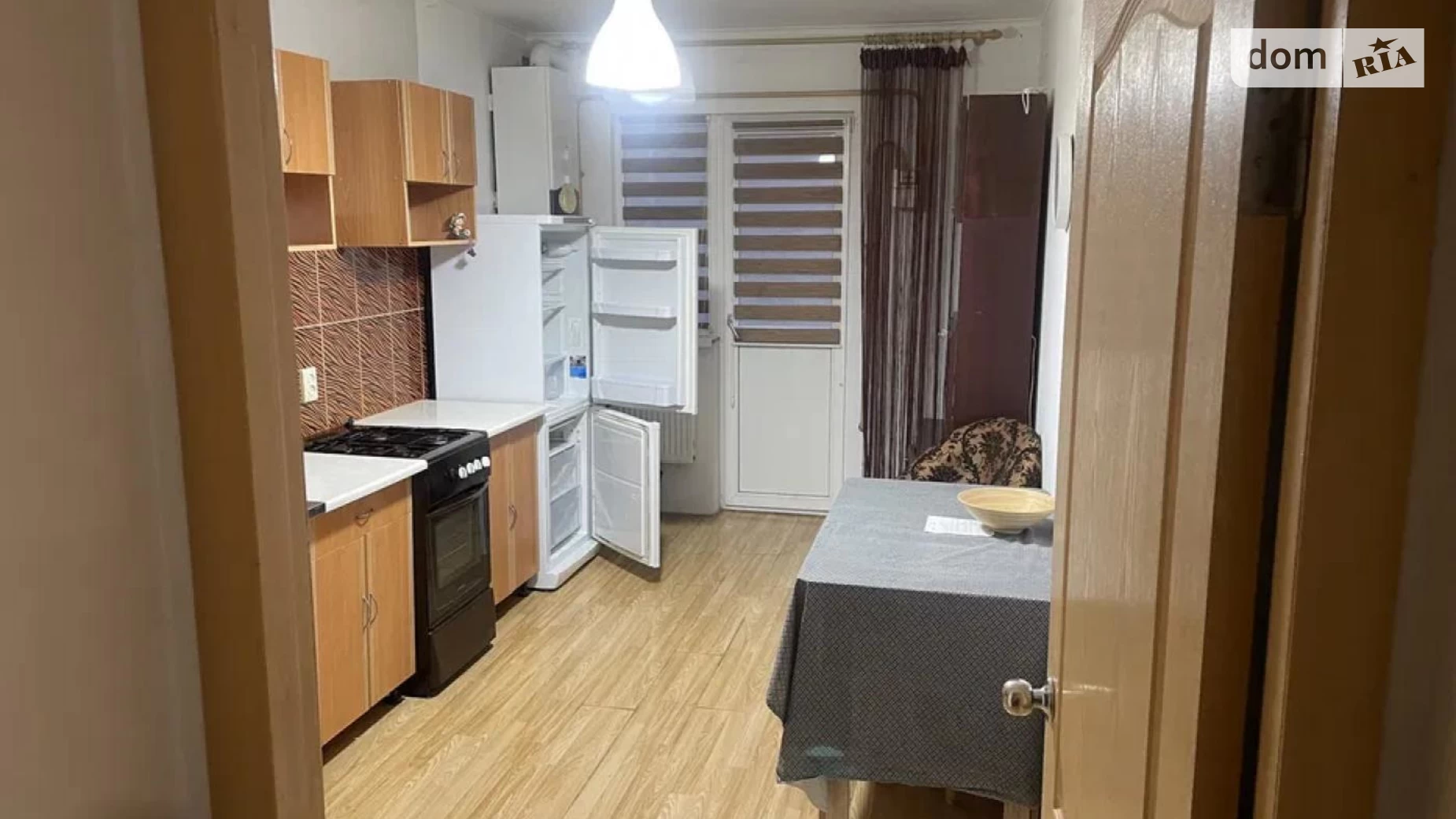 Продается 2-комнатная квартира 58 кв. м в Нерубайском, ул. Романтиков, 25