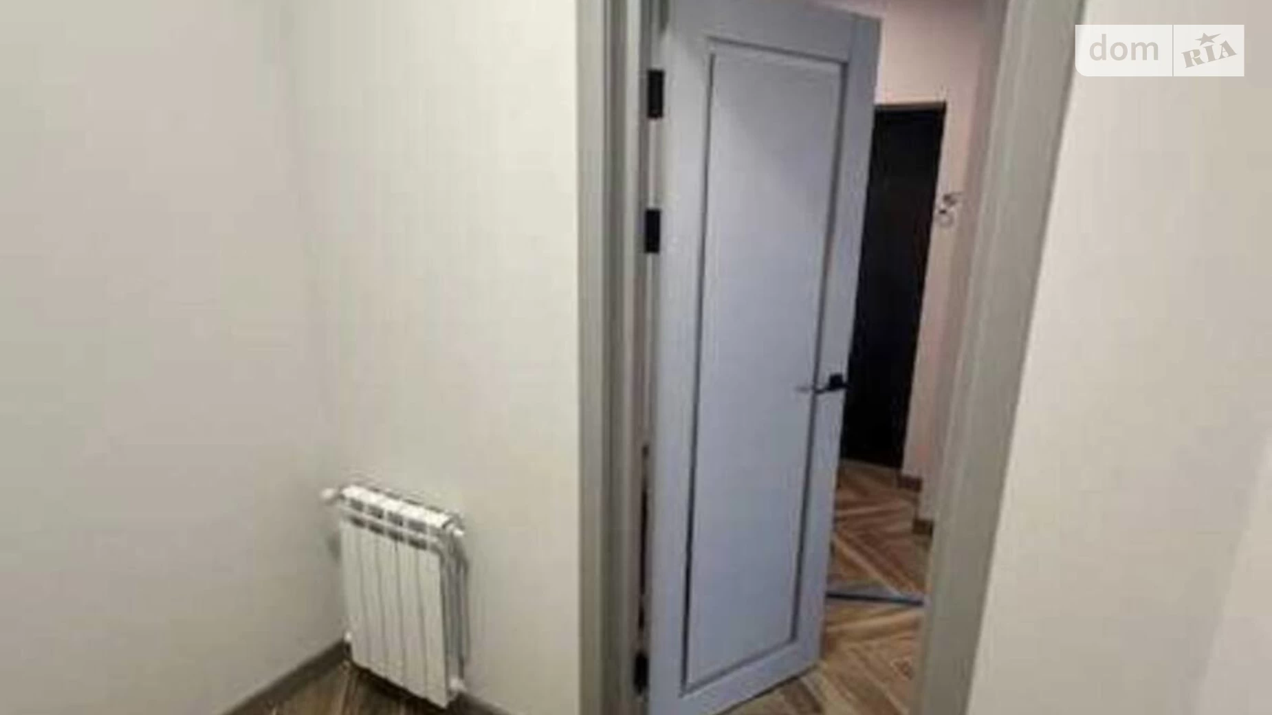 Продается 2-комнатная квартира 65 кв. м в Ужгороде