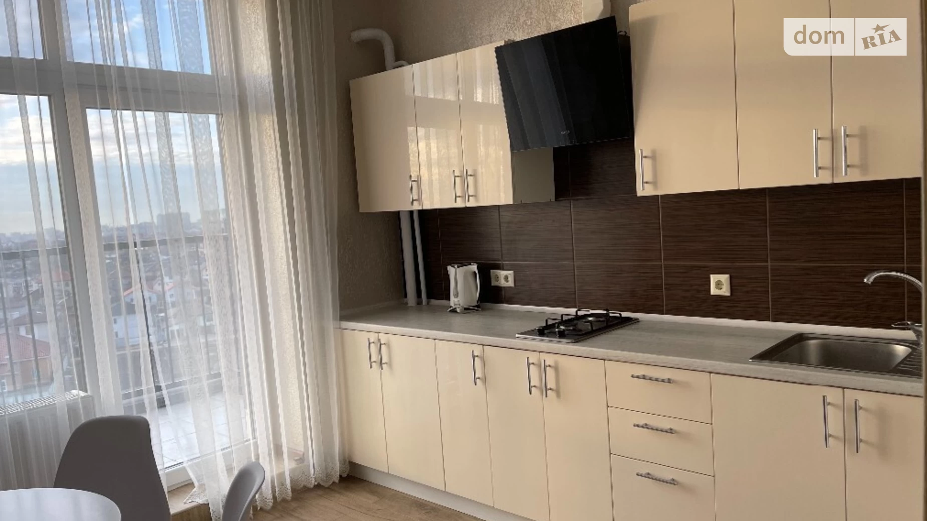 Продається 1-кімнатна квартира 37 кв. м у Фонтанці, пров. Чехова - фото 2