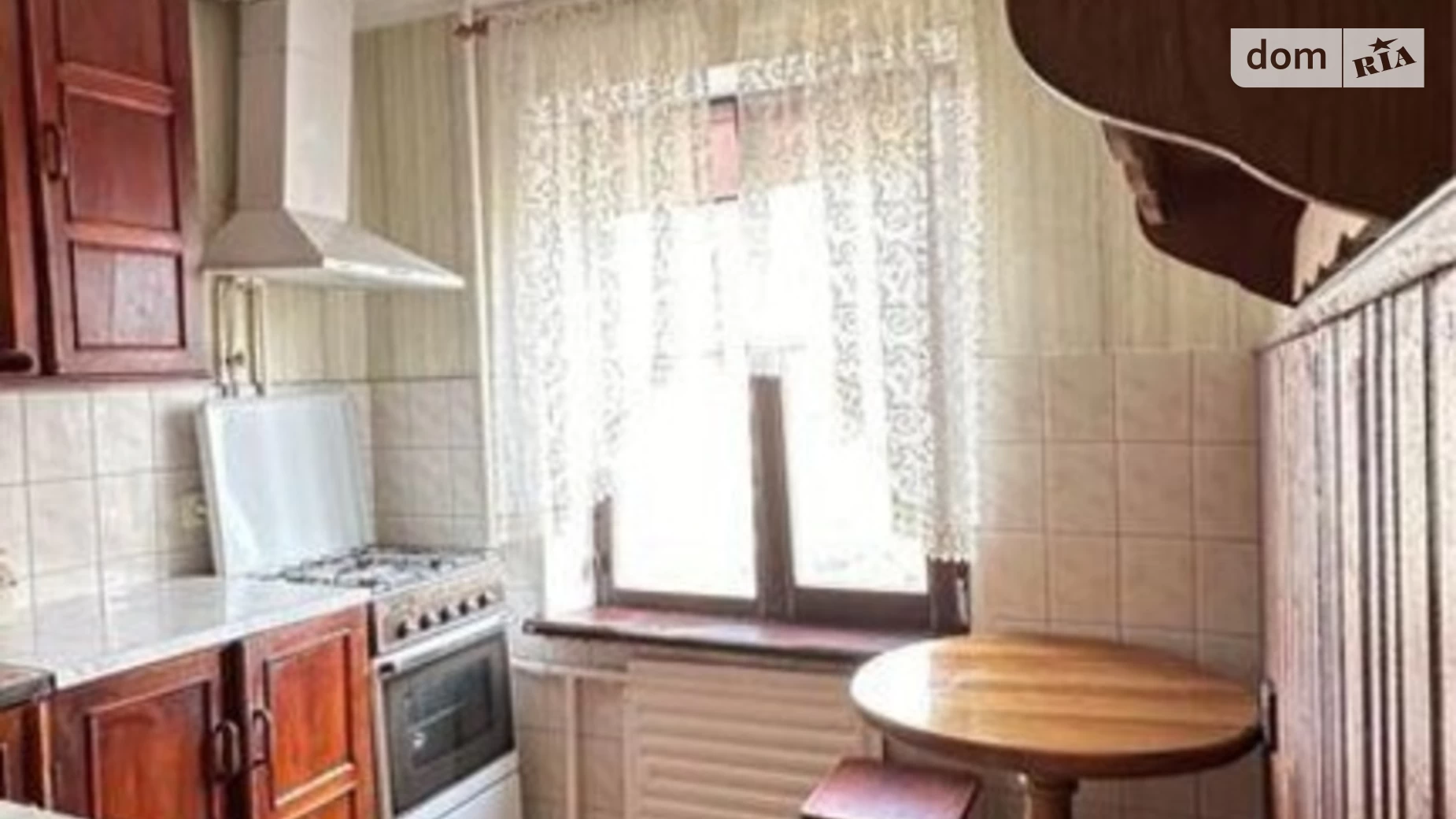 Продається 3-кімнатна квартира 59 кв. м у Києві, вул. Райдужна, 3А