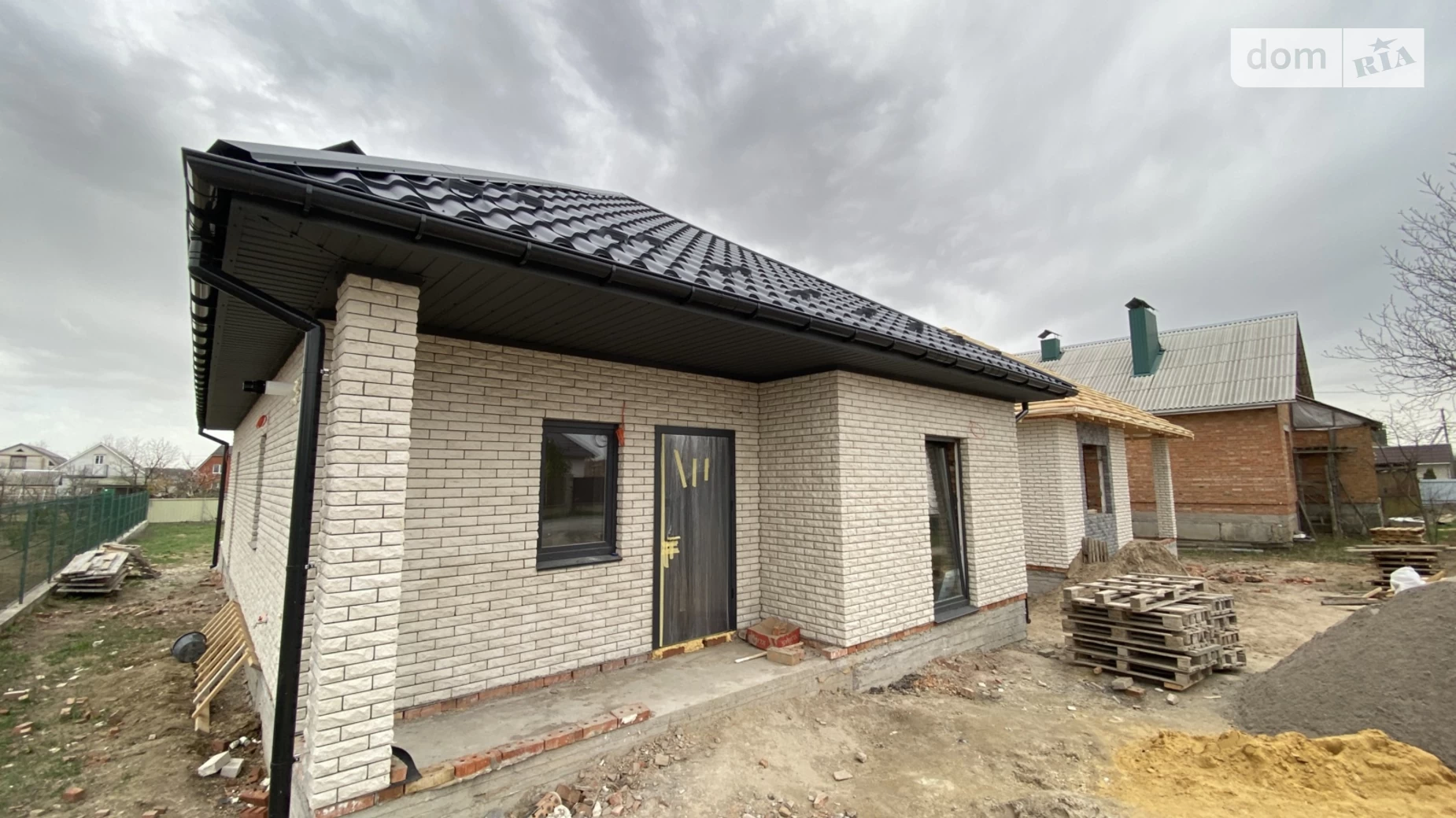 Продается одноэтажный дом 105 кв. м с верандой, цена: 80000 $ - фото 5